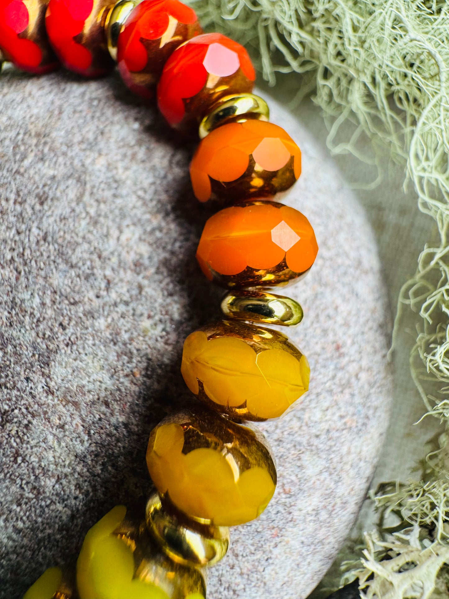 Varloch - Glass Bead Bracelet