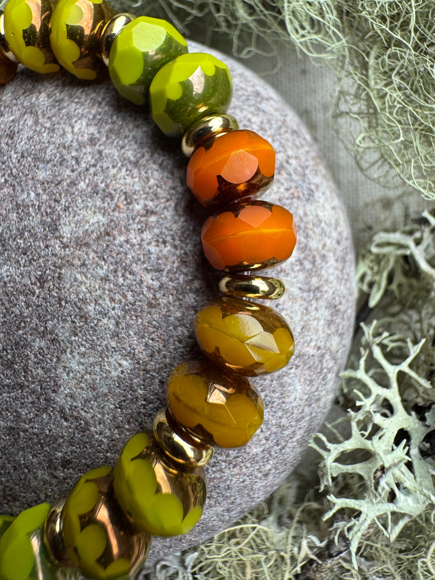 Nairloch - Glass Bead Bracelet