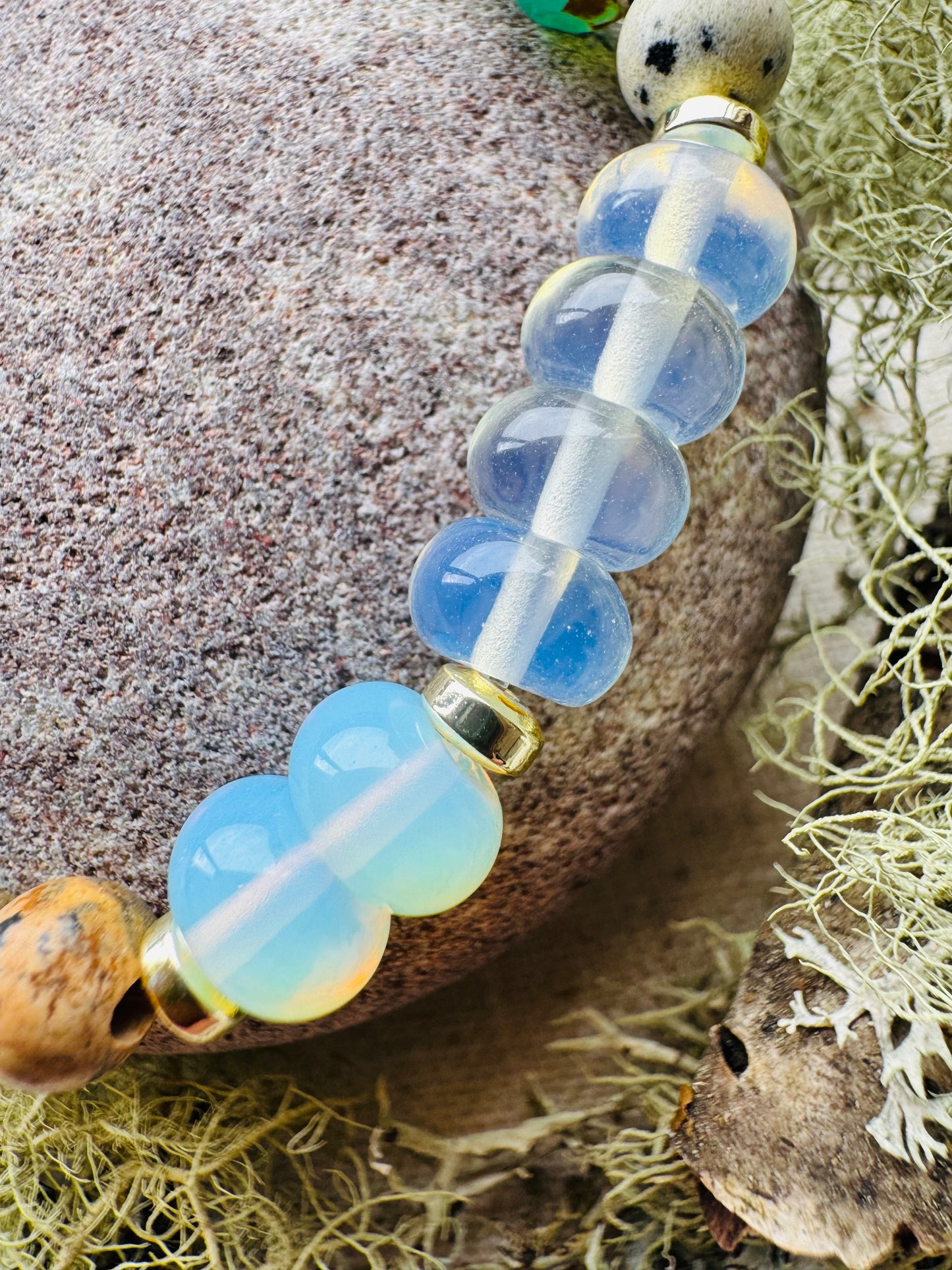 Auran - Glass Bead Bracelet
