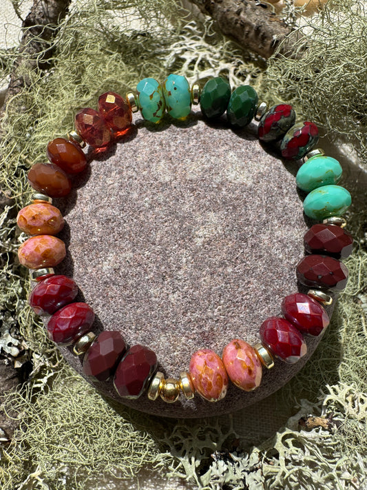 Lochlight - Glass Bead Bracelet