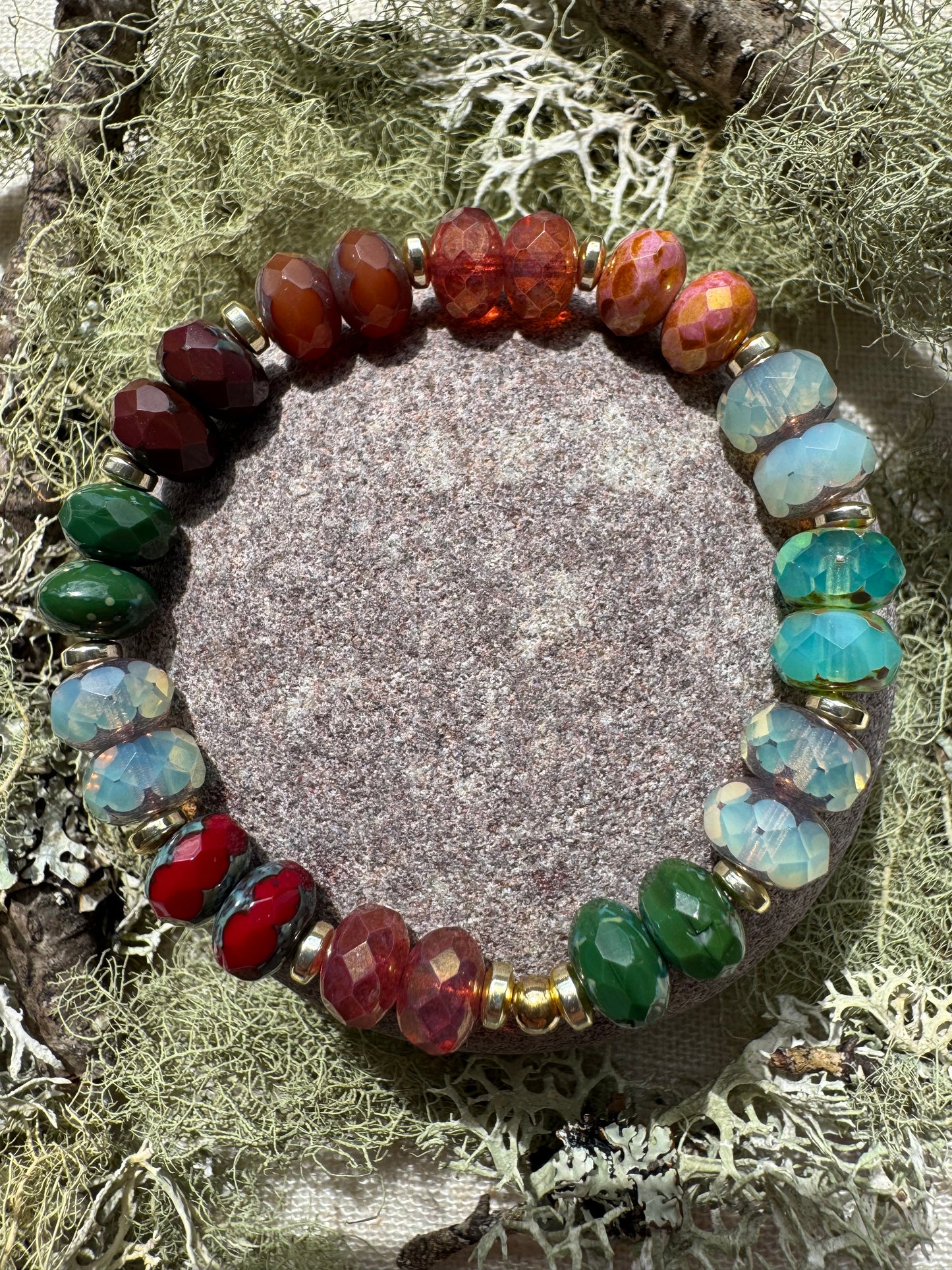 Glenloch - Glass Bead Bracelet