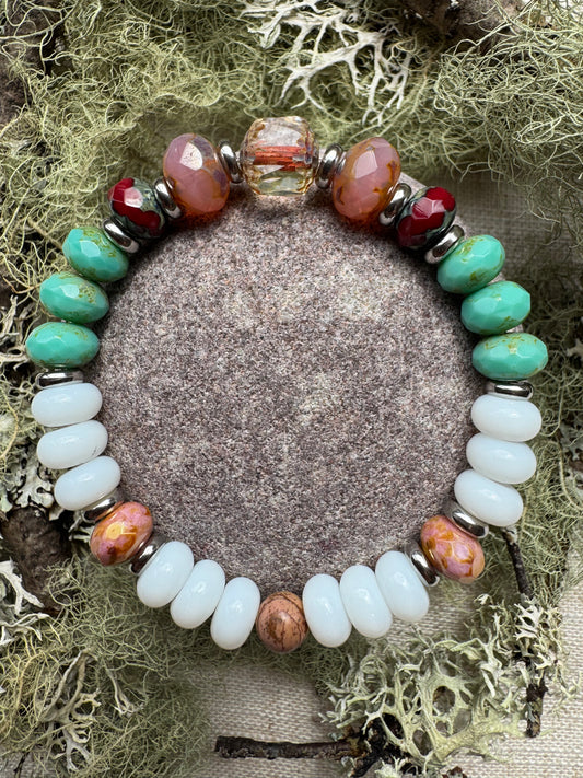 Mistloch - Glass Bead Bracelet