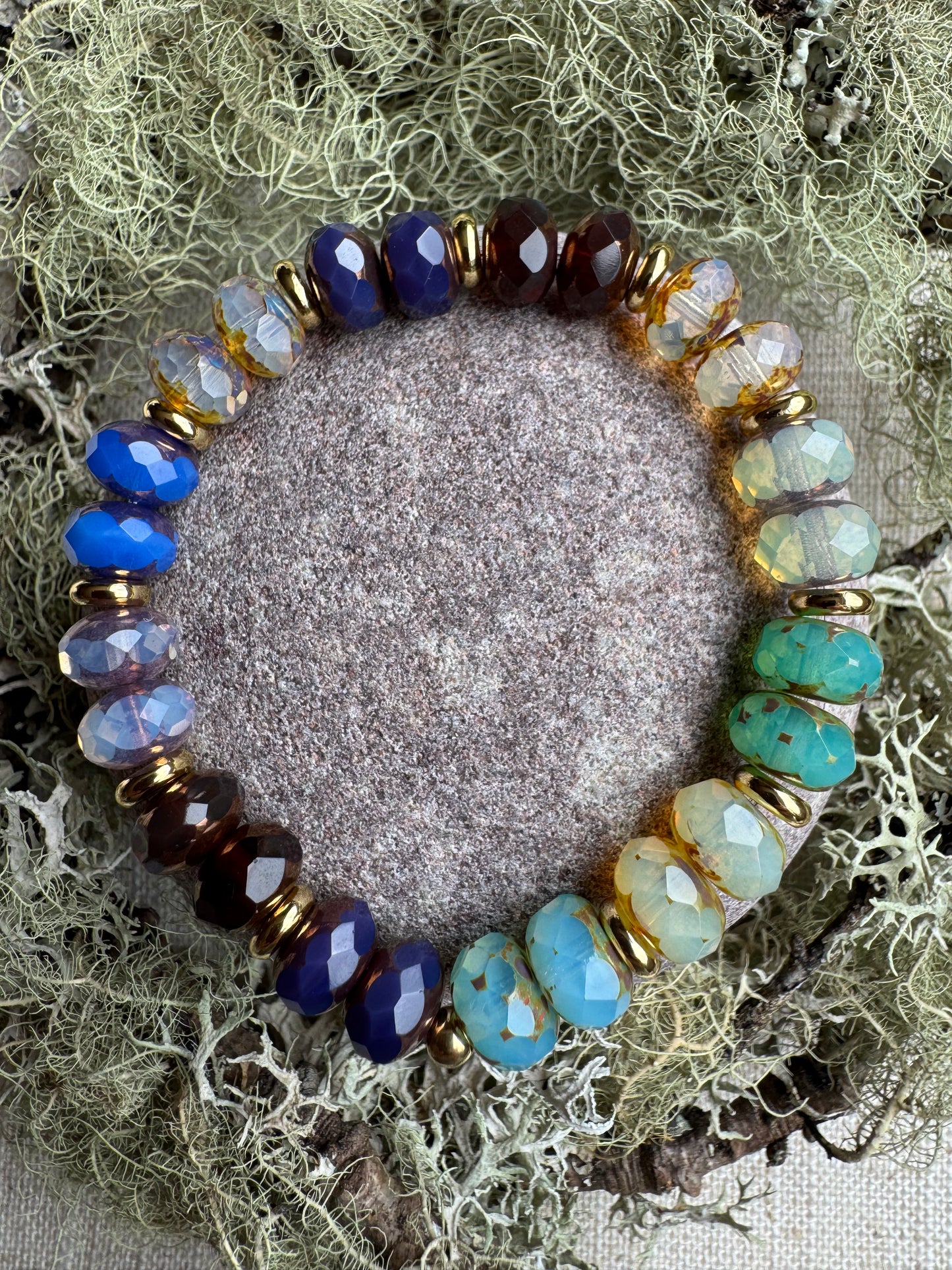 Calloch - Glass Bead Bracelet